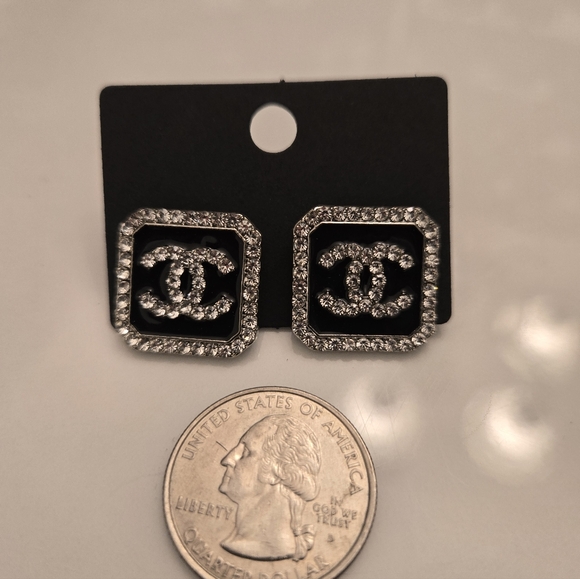 🔥Lux Earrings🔥 - Picture 2 of 2